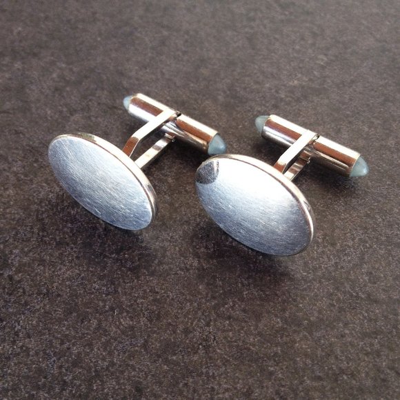 Vintage Mid-Century Modern Cuff Links by Krementz - Picture 2 of 3